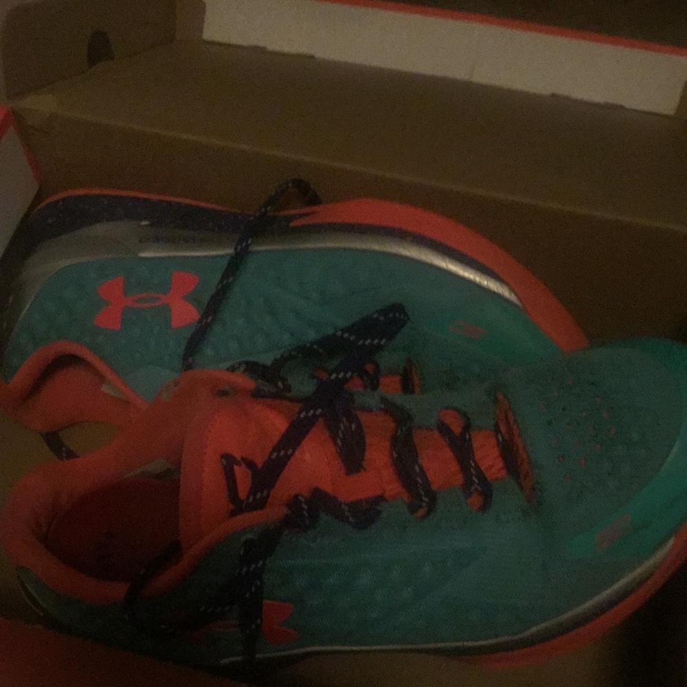 Currys